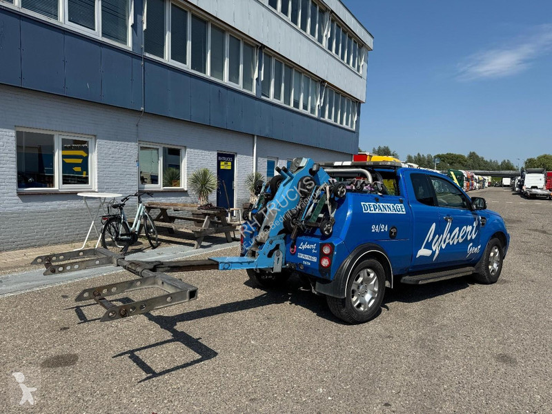Ford 4X4 TOW TRUCK + WINCH + REMOTE - EURO 6!...