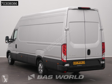 Furgon dostawczy Iveco nowy