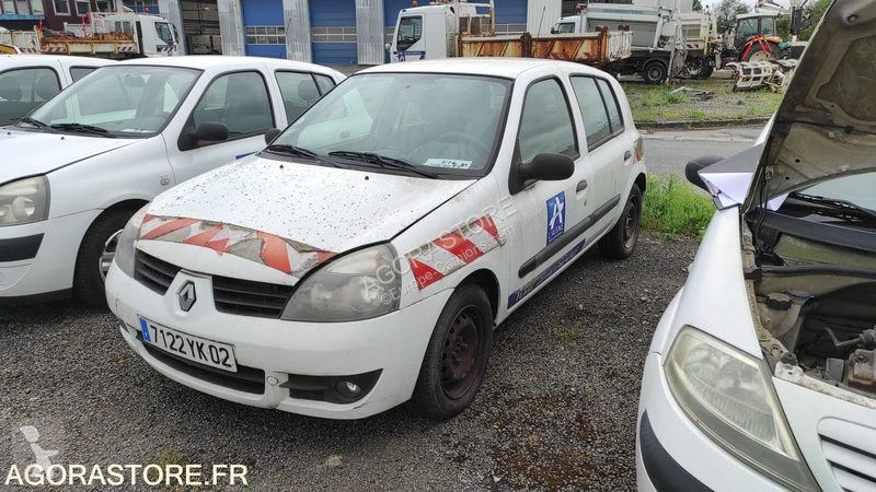 Коммерческий автомобиль Renault CLIO
