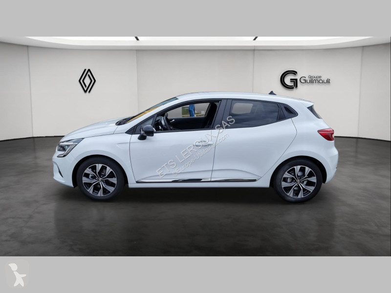 عربة نفعية Renault CLIO V