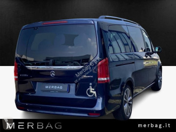 عربة نفعية مقفلة Mercedes