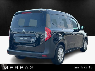 Furgone Mercedes nuovo