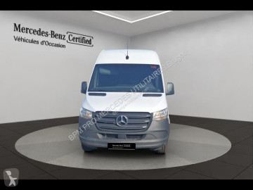 Furgon dostawczy Mercedes