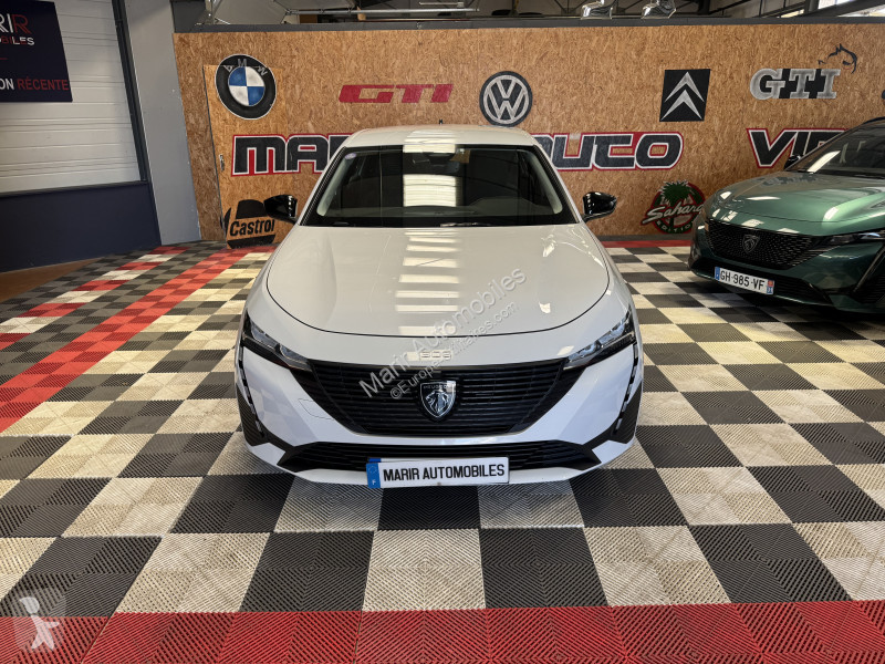 عربة نفعية Peugeot 308