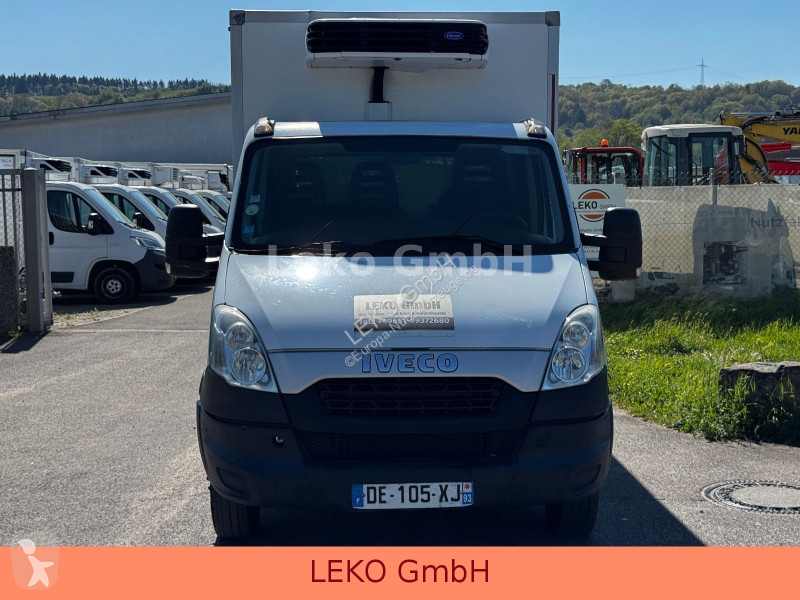 عربة نفعية Iveco 35C13 Mit Carrier Xr 350