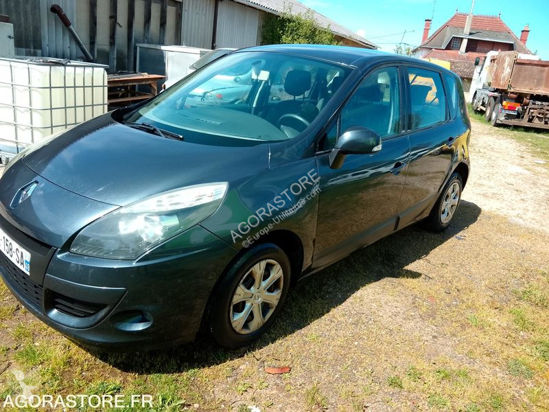 Véhicule utilitaire Renault MEGANE