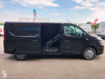 Fourgon moyen Nissan neuf
