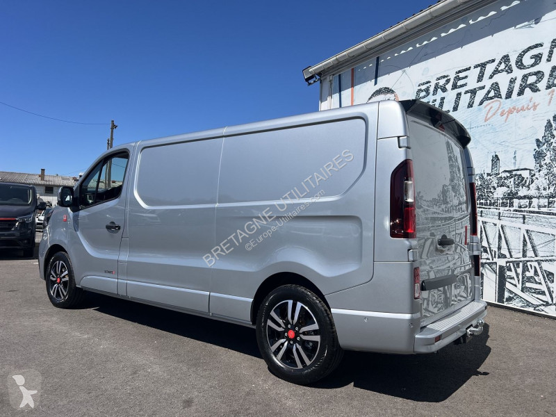 Véhicule utilitaire Renault TRAFIC III FG NEUF:...