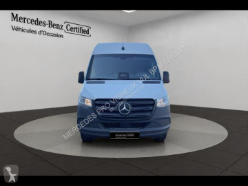 Fourgon Mercedes