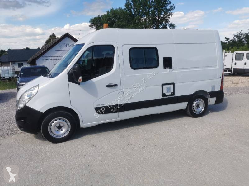 Samochód dostawczy Renault