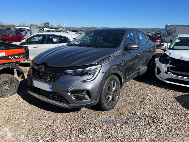 Veicolo commerciale Renault 1.6 E-Tech 145...