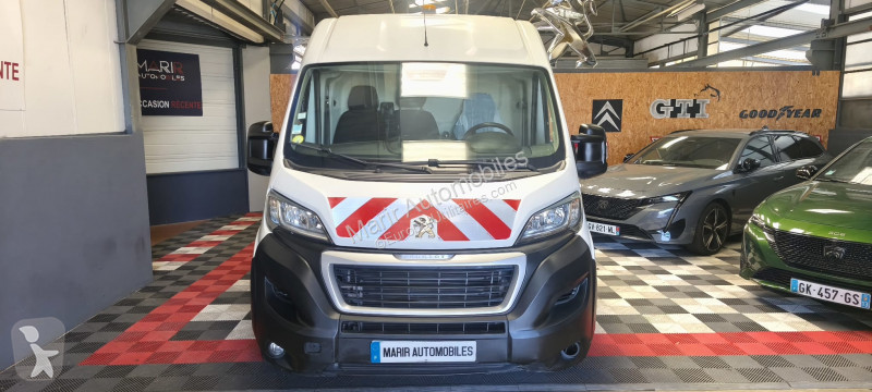 Véhicule utilitaire Peugeot BOXER FG