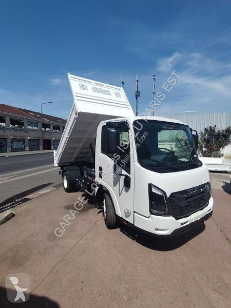 Samochód dostawczy Isuzu