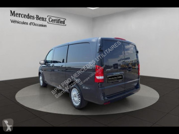 Fourgon utilitaire Mercedes