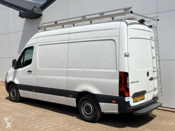 Fourgon Mercedes