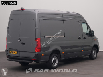 Fourgon Mercedes