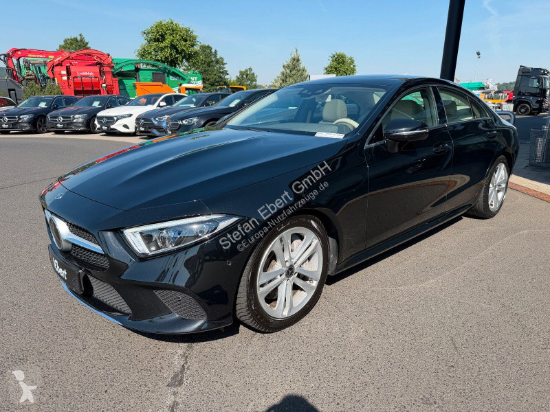 Samochód dostawczy Mercedes 450...