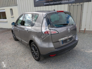 Osobowy Renault