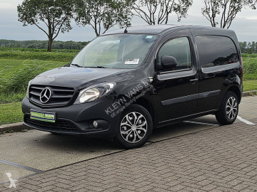 Nyttofordon Mercedes