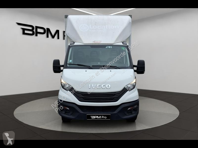 Véhicule utilitaire Iveco CCb 35C16H...