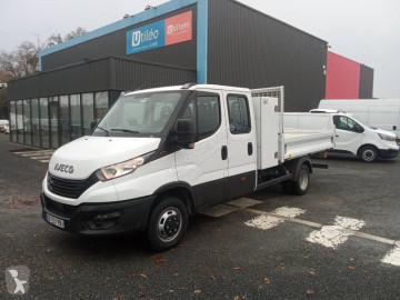 Utilitaire benne standard Iveco