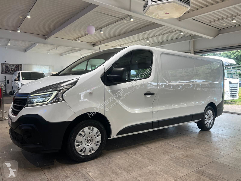 Furgoneta Renault 2,0 dCi L2-H1*Lang*Garantie*AHK*