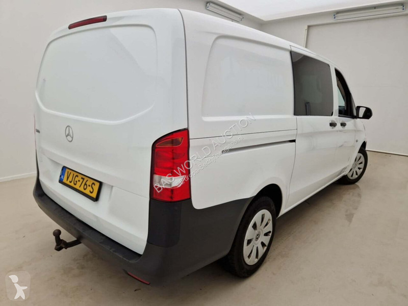 Лекотоварен автомобил Mercedes 110 CDI Lang DC...