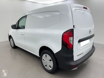 Fourgon Nissan