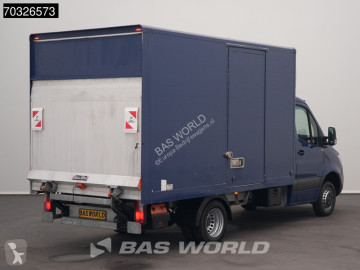Caja cerrada Mercedes