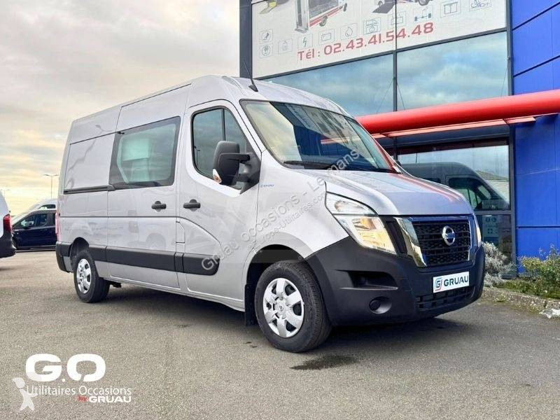 Samochód dostawczy Nissan