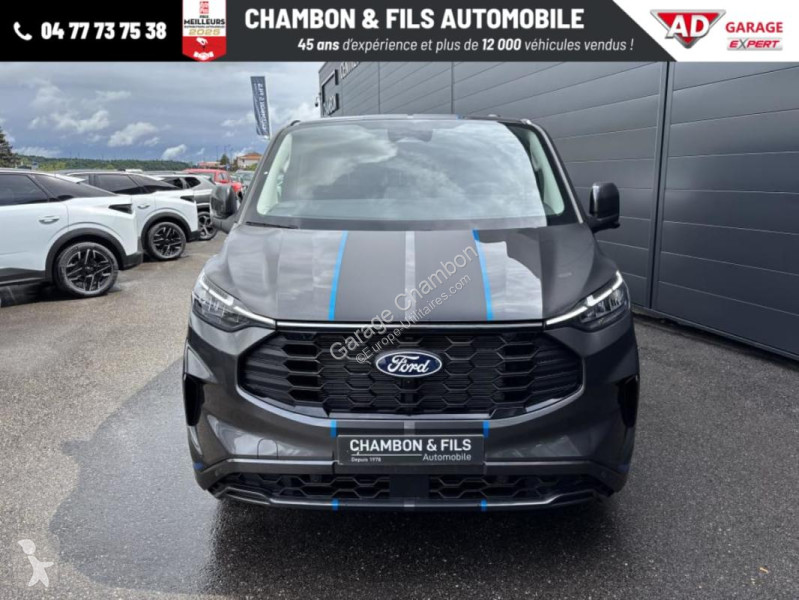 Samochód dostawczy Ford FOURGON 320 L1H1 2.0...