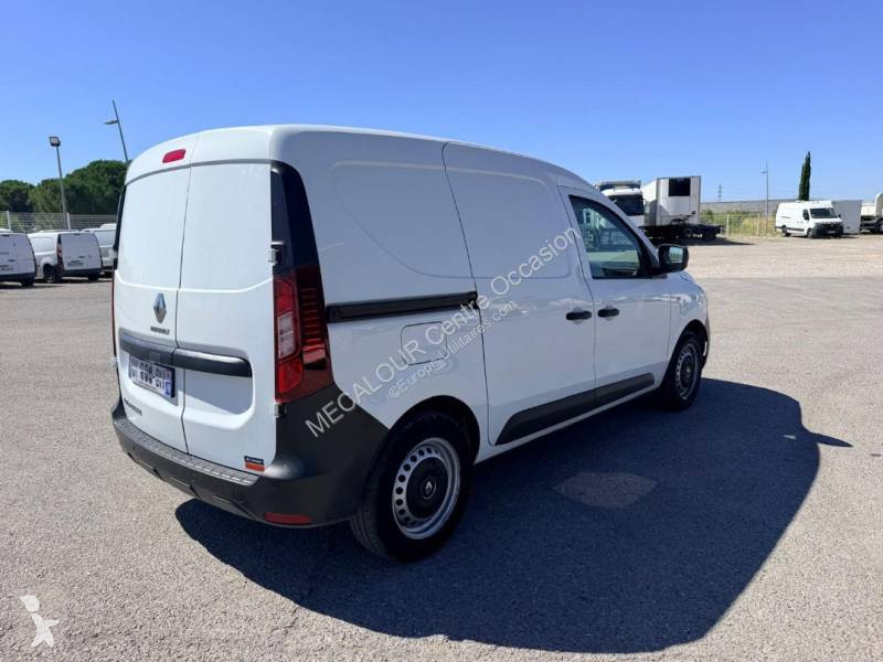 عربة نفعية Renault