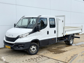 عربة نفعية قلابة Iveco