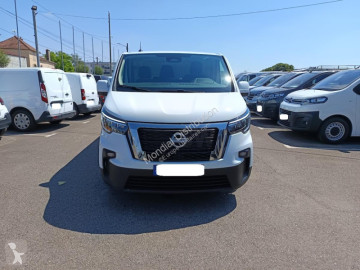 Fourgon Nissan