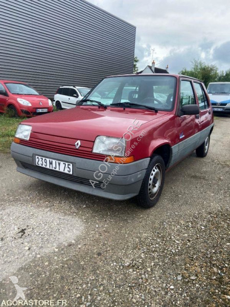 Furgoneta Renault R5