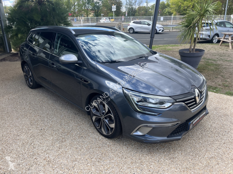 Véhicule utilitaire Renault MEGANE IV ESTATE...