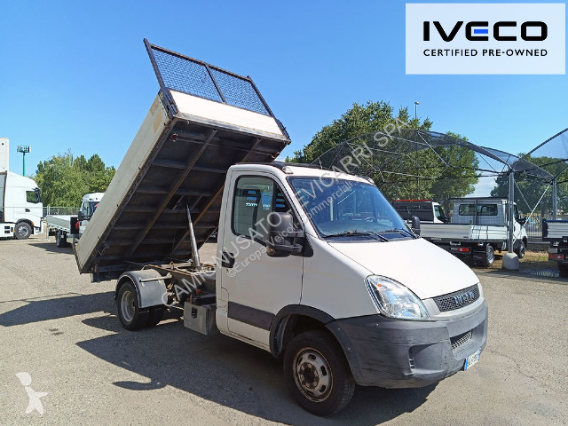 Samochód dostawczy Iveco IVECO DAILY 35C11