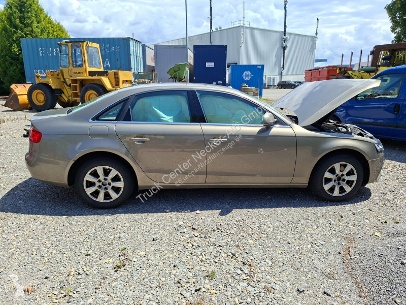 عربة نفعية Audi   A4 Limousine Ambiente 1.8 T...