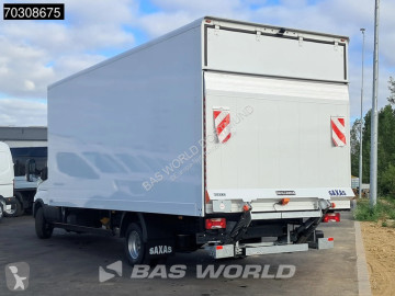 Skåpbil stor volym Iveco ny