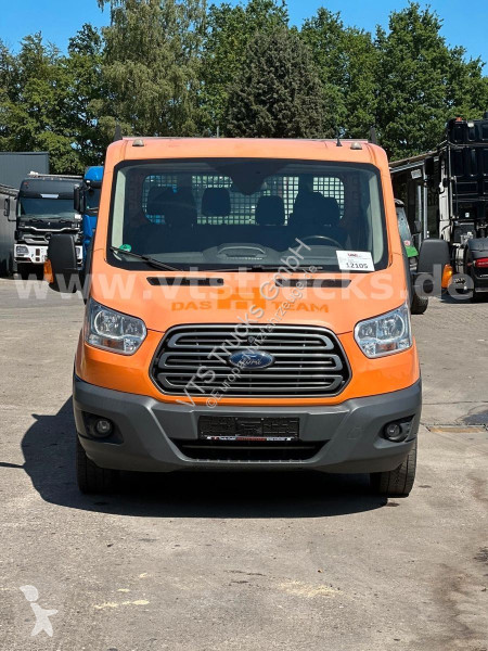 Véhicule utilitaire Ford Pritsche 350 L3...