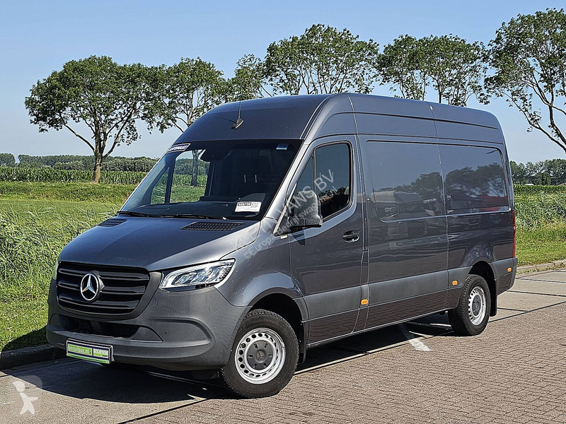 Veicolo commerciale Mercedes 317 L2H2 LED Navi...
