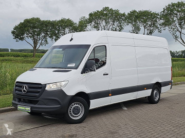 Caja cerrada Mercedes