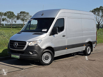 Caja cerrada Mercedes