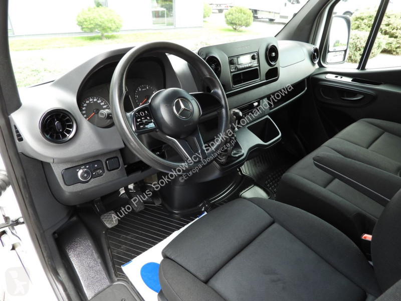 Samochód dostawczy Mercedes 25ASTER