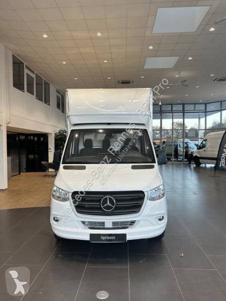 Furgoneta Mercedes