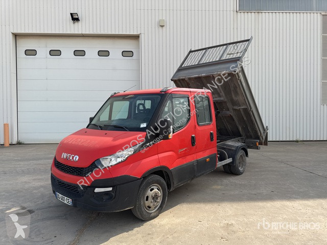 Véhicule utilitaire Iveco  35-130