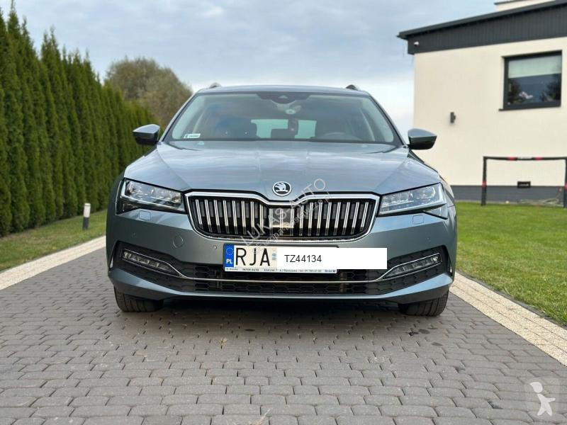 عربة نفعية Skoda 2.0 TDI SCR 147kW DSG STYLE COMBI