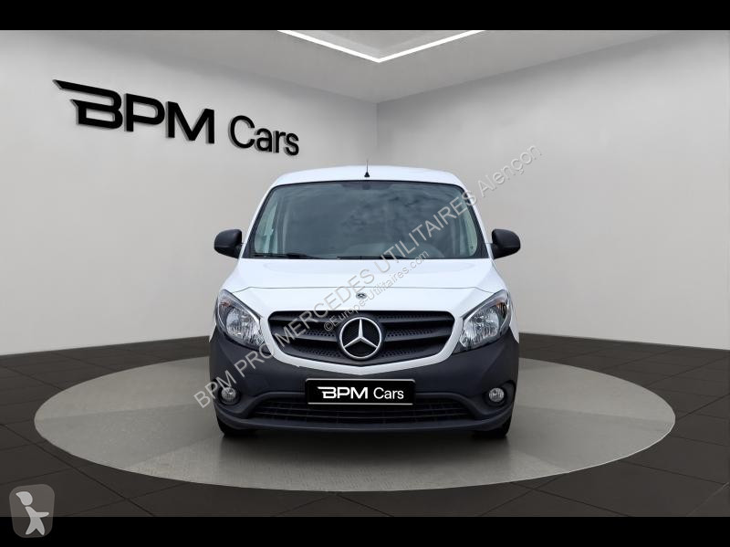 Furgoneta Mercedes 109 CDI Long Base