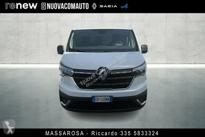 عربة نفعية Renault IV