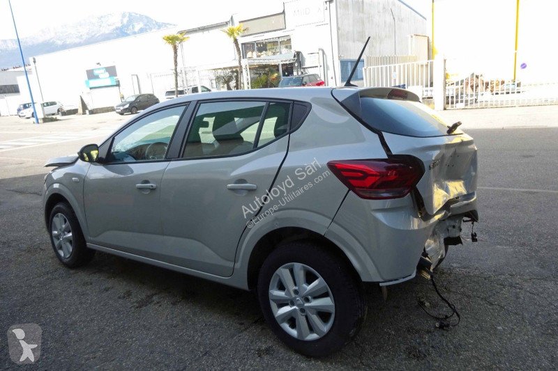 عربة نفعية Dacia SANDERO 1.0 TCE 100